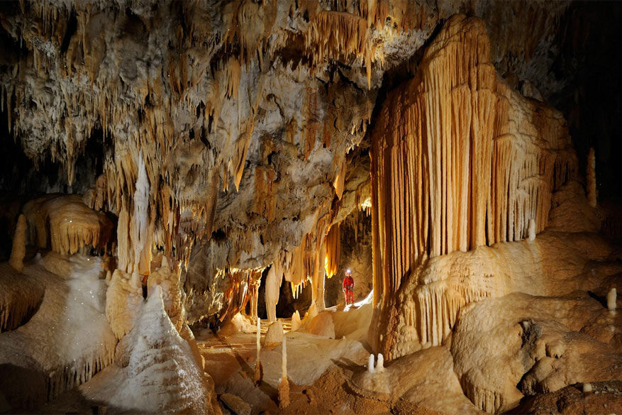 Grotte de l’Aguzou (l’Aude)