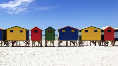 De kleurrijkste strandhuisjes ver weg en dichtbij