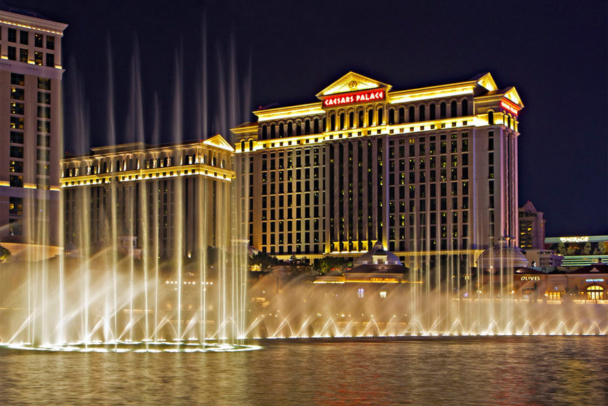 Caesars Palace in Las Vegas viert 50ste verjaardag