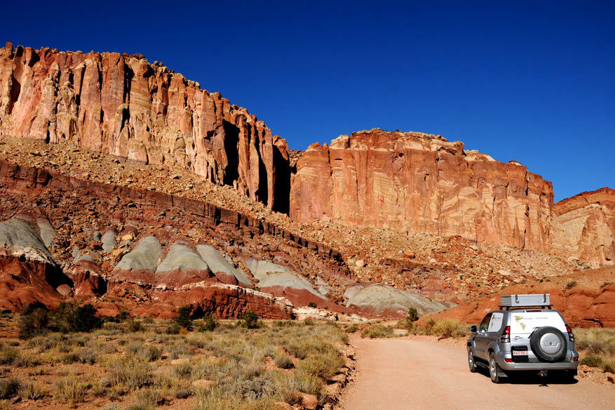 2-capitol-reef-np07