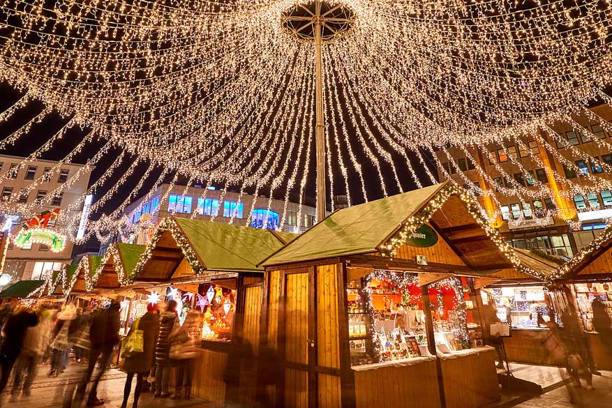 De kerstmarkt in Essen: internationale allure en lichtjespret